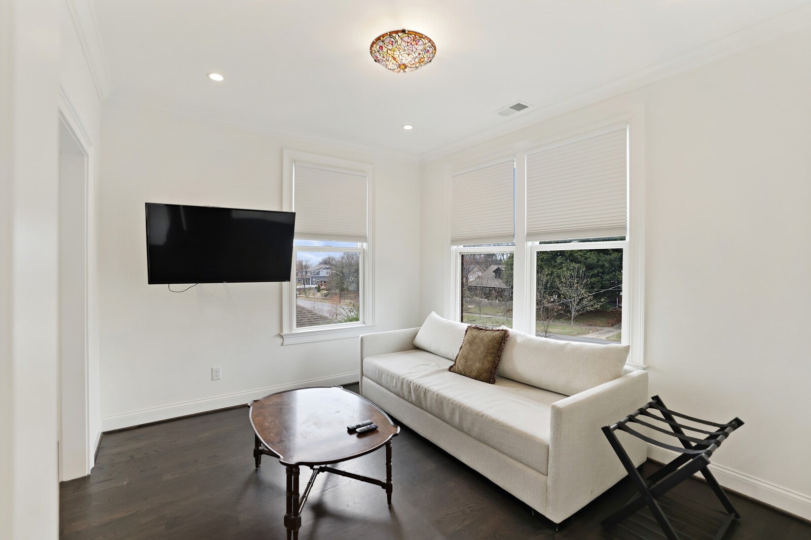 Nashville, Tennessee, 37206, United States, 7 Bedrooms Bedrooms, ,8 BathroomsBathrooms,Residential,Active,2006799