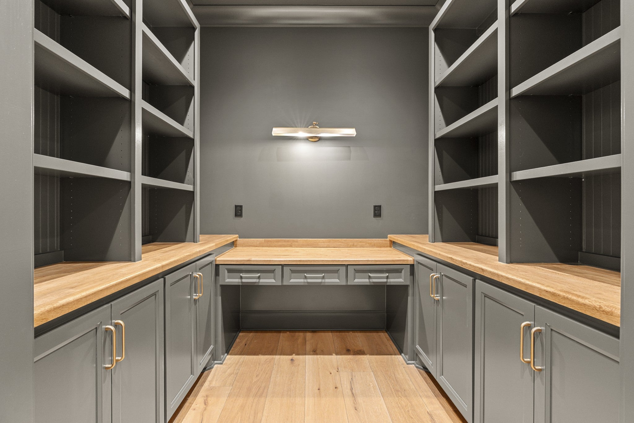 Murfreesboro, Tennessee, 37130, United States, 5 Bedrooms Bedrooms, ,5 BathroomsBathrooms,Residential,Active,2007162