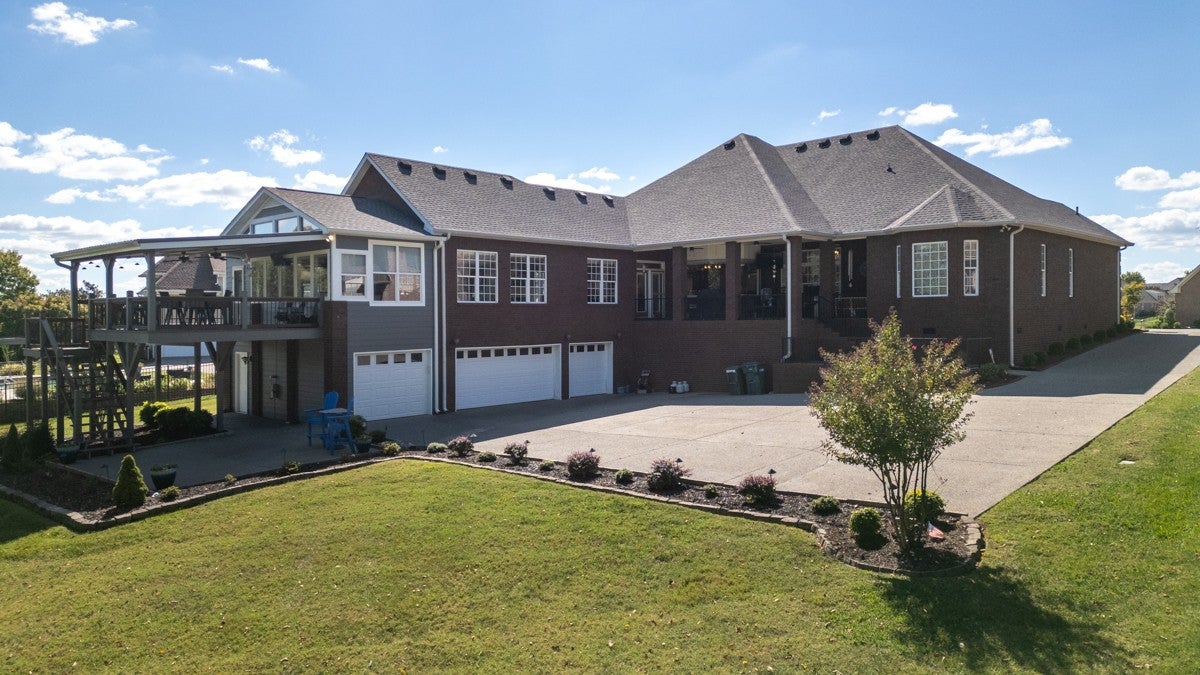 Lebanon, Tennessee, 37087, United States, 4 Bedrooms Bedrooms, ,4 BathroomsBathrooms,Residential,Active,1997571