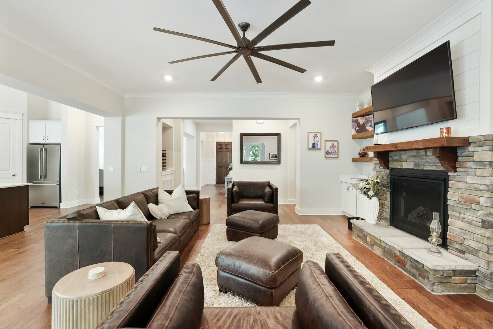 Franklin, Tennessee, 37064, United States, 3 Bedrooms Bedrooms, ,4 BathroomsBathrooms,Residential,Active,1907978