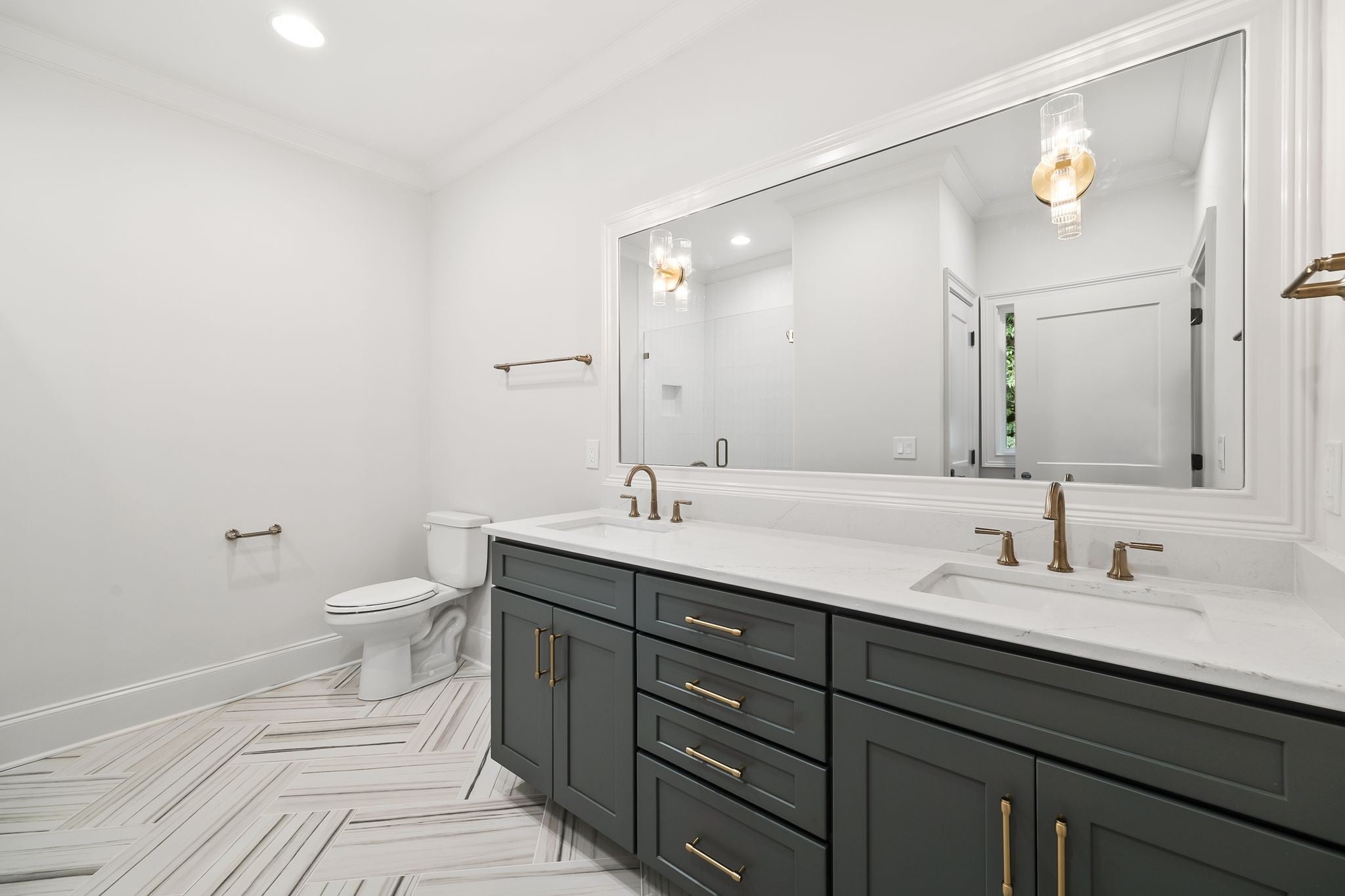 Brentwood, Tennessee, 37027, United States, 5 Bedrooms Bedrooms, ,5 BathroomsBathrooms,Residential,Active,1992550