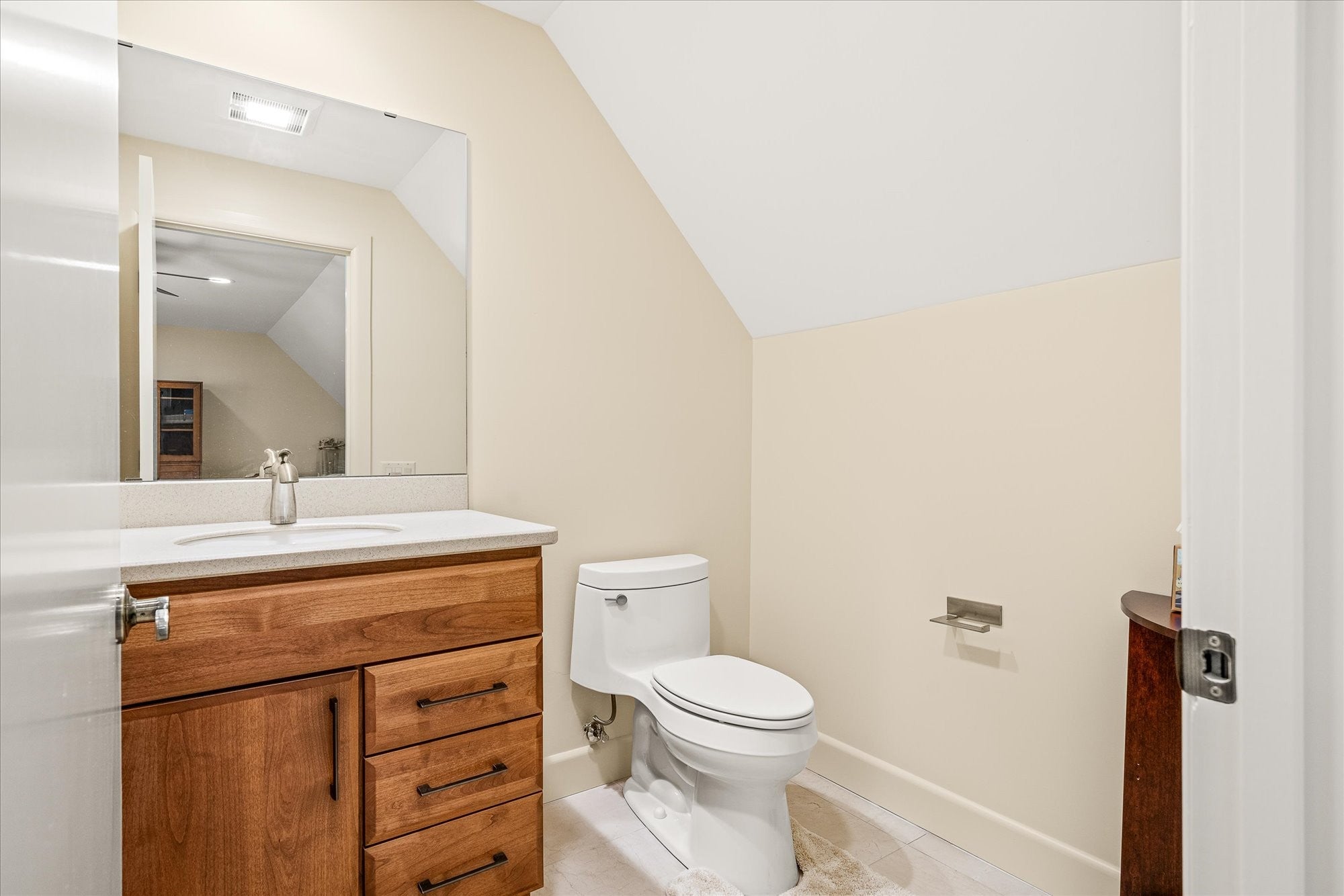 Crossville, Tennessee, 38558, United States, 4 Bedrooms Bedrooms, ,4 BathroomsBathrooms,Residential,Active,1968432