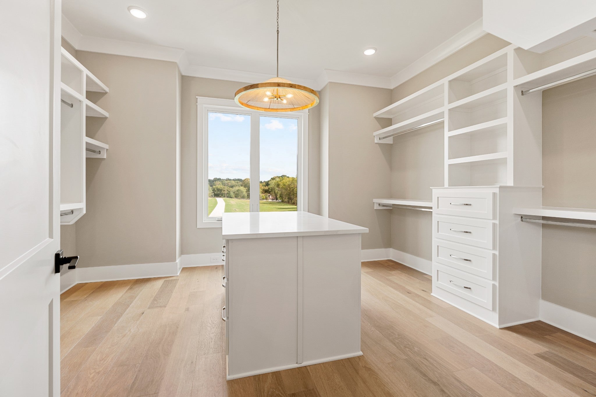 Lebanon, Tennessee, 37090, United States, 5 Bedrooms Bedrooms, ,7 BathroomsBathrooms,Residential,Active,1927656