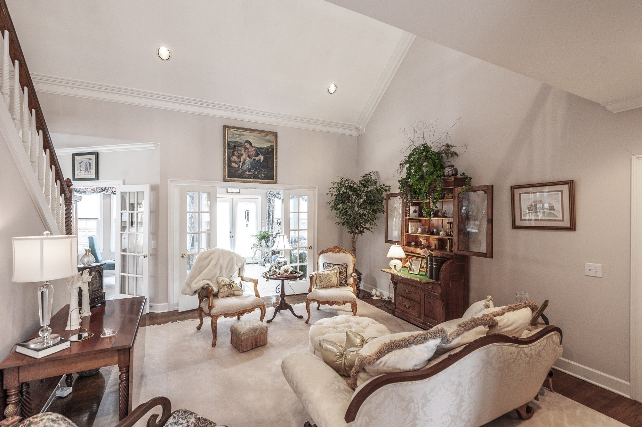 Hendersonville, Tennessee, 37075, United States, 4 Bedrooms Bedrooms, ,4 BathroomsBathrooms,Residential,Active,2003550