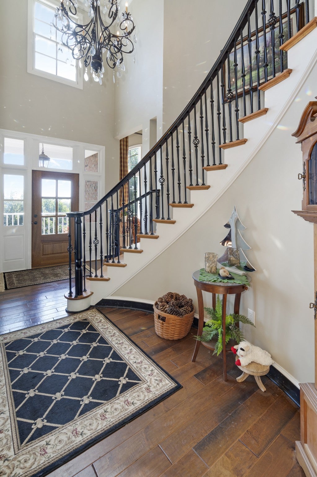 Franklin, Tennessee, 37069, United States, 5 Bedrooms Bedrooms, ,5 BathroomsBathrooms,Residential,Active,1965859