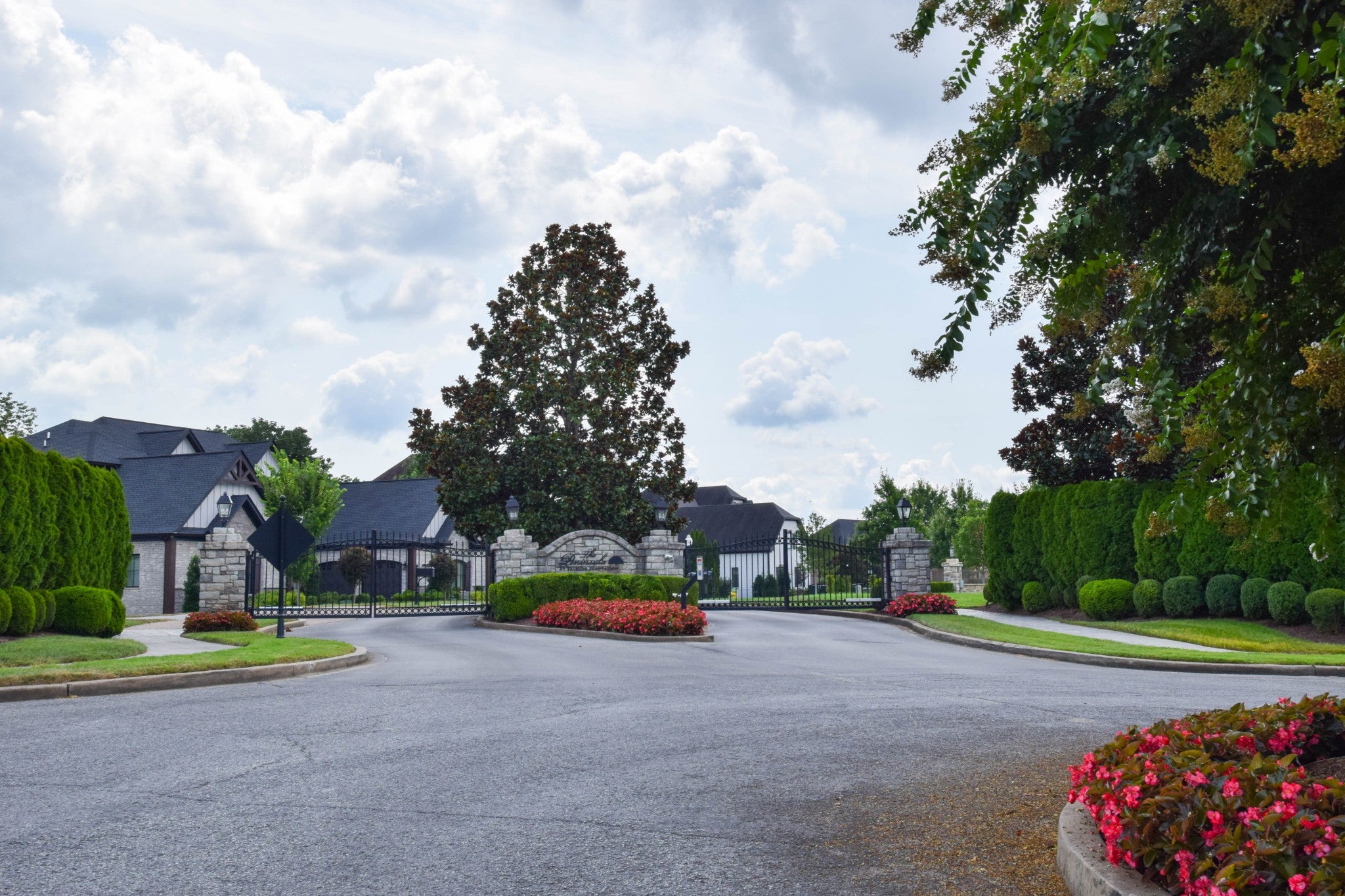 Gallatin, Tennessee, 37066, United States, 4 Bedrooms Bedrooms, ,5 BathroomsBathrooms,Residential,Active,1876698