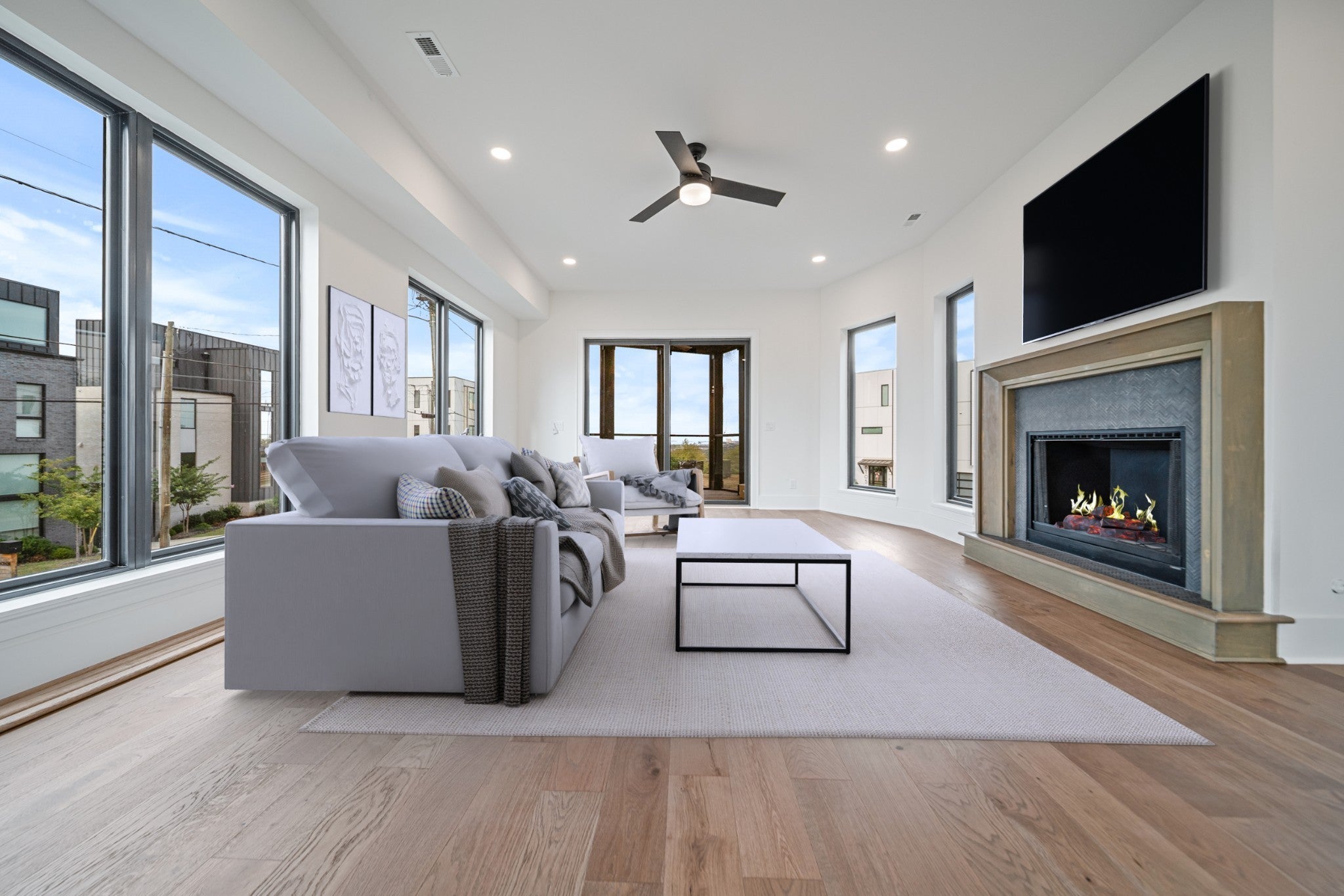 Nashville, Tennessee, 37209, United States, 4 Bedrooms Bedrooms, ,5 BathroomsBathrooms,Residential,Active,2007985