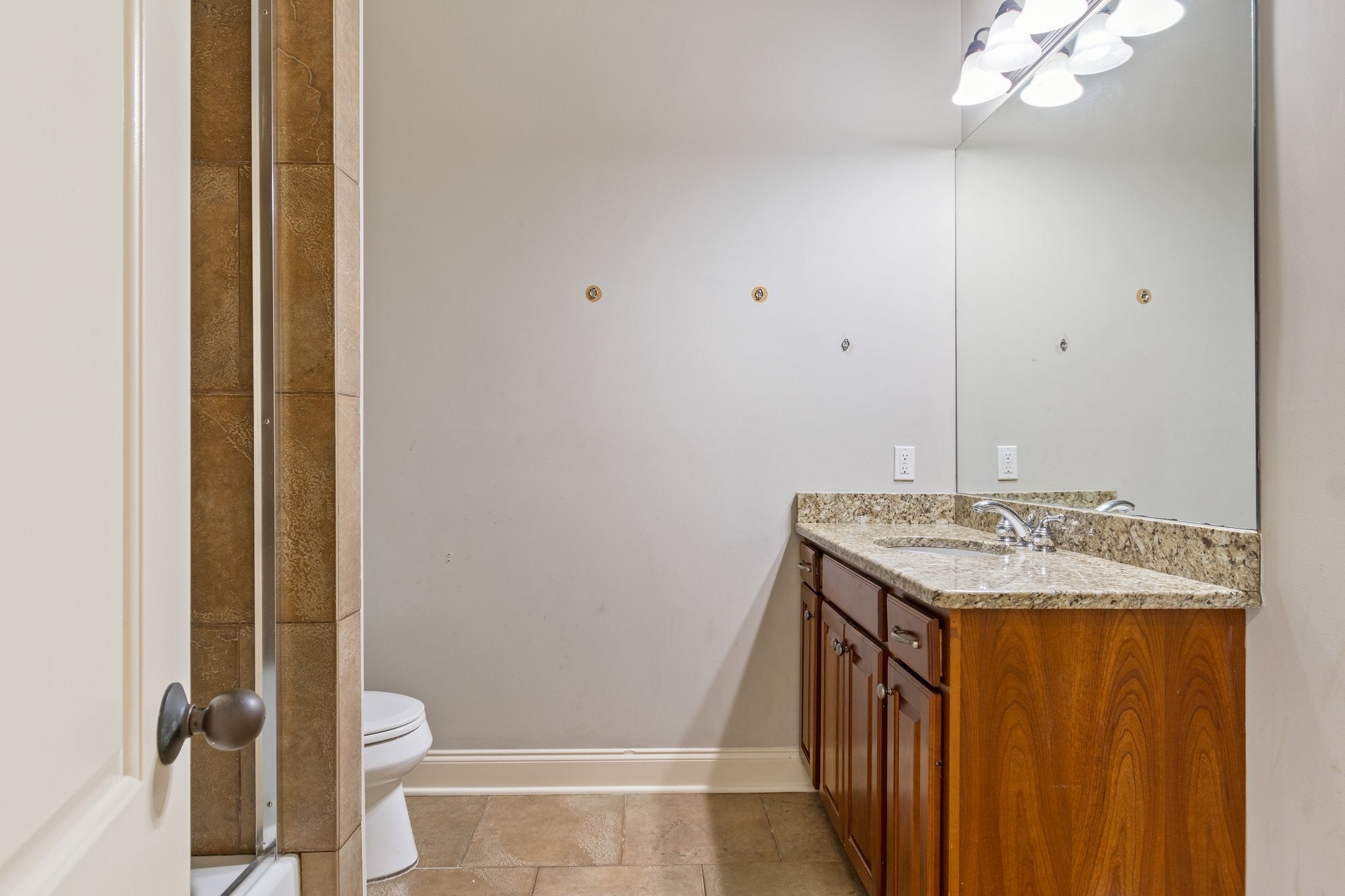 Brentwood, Tennessee, 37027, United States, 5 Bedrooms Bedrooms, ,6 BathroomsBathrooms,Residential,Active,1985582