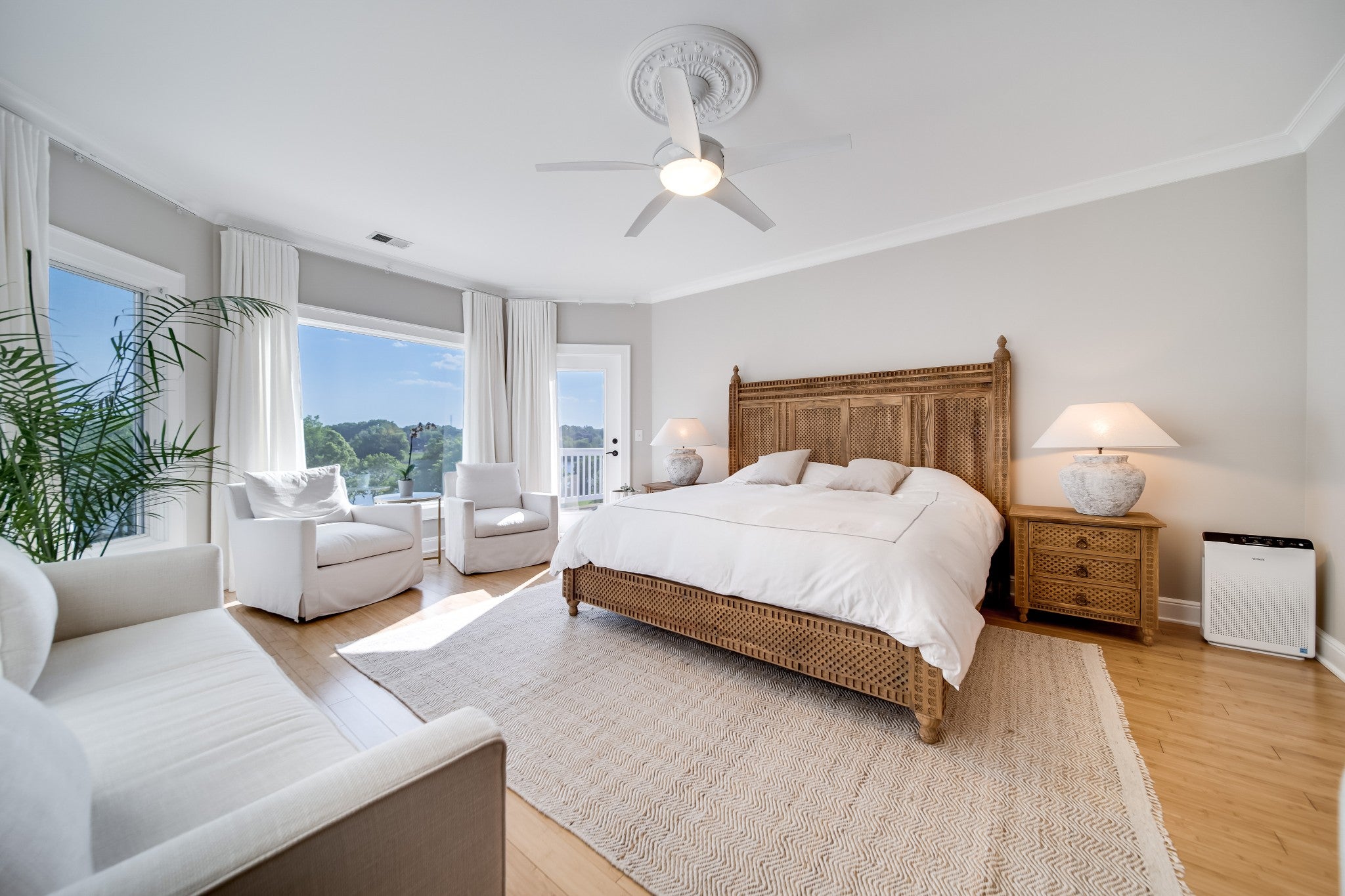 Gallatin, Tennessee, 37066, United States, 4 Bedrooms Bedrooms, ,5 BathroomsBathrooms,Residential,Active,1986918