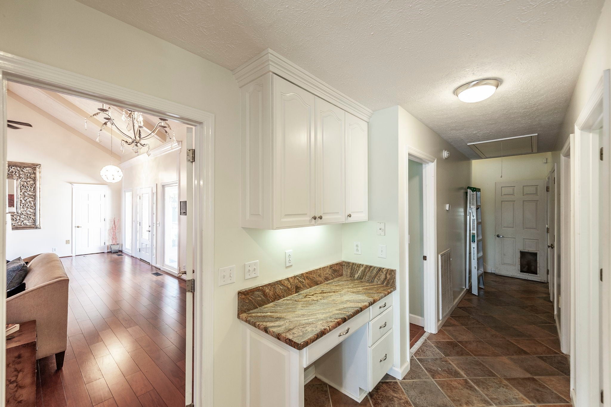 Hendersonville, Tennessee, 37075, United States, 4 Bedrooms Bedrooms, ,4 BathroomsBathrooms,Residential,Active,1959950