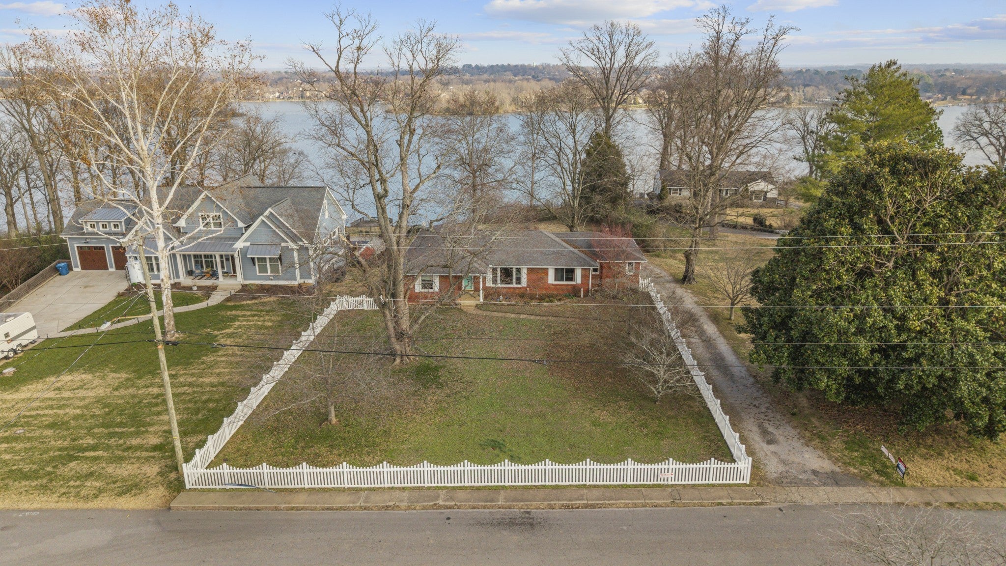 Old Hickory, Tennessee, 37138, United States, 4 Bedrooms Bedrooms, ,2 BathroomsBathrooms,Residential,Active,2008731