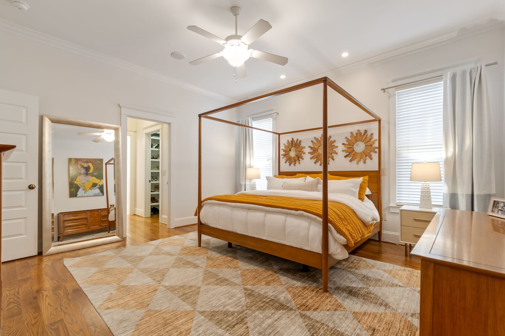 Thompsons Station, Tennessee, 37179, United States, 5 Bedrooms Bedrooms, ,5 BathroomsBathrooms,Residential,Active,2028176