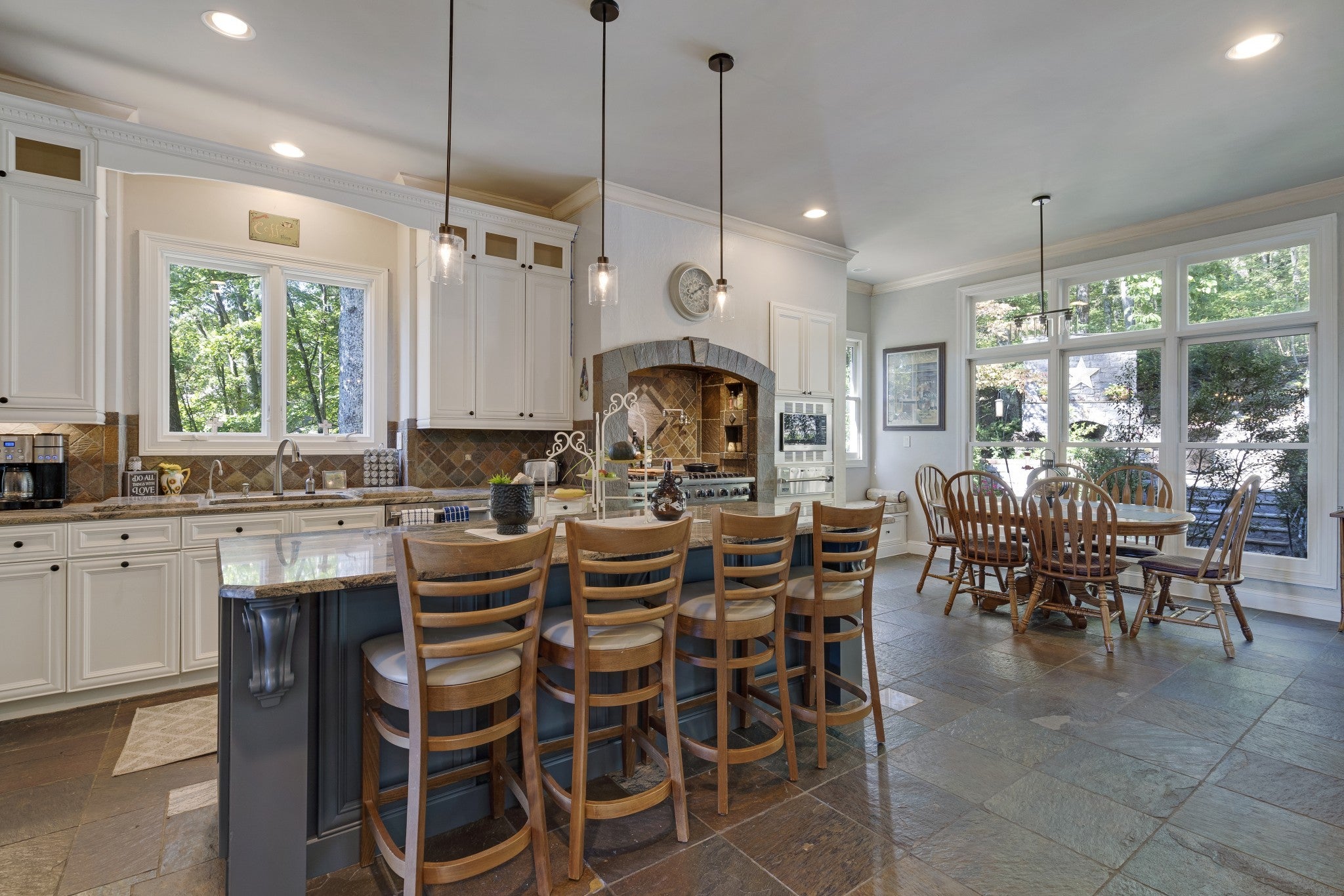 Franklin, Tennessee, 37069, United States, 5 Bedrooms Bedrooms, ,5 BathroomsBathrooms,Residential,Active,1965859