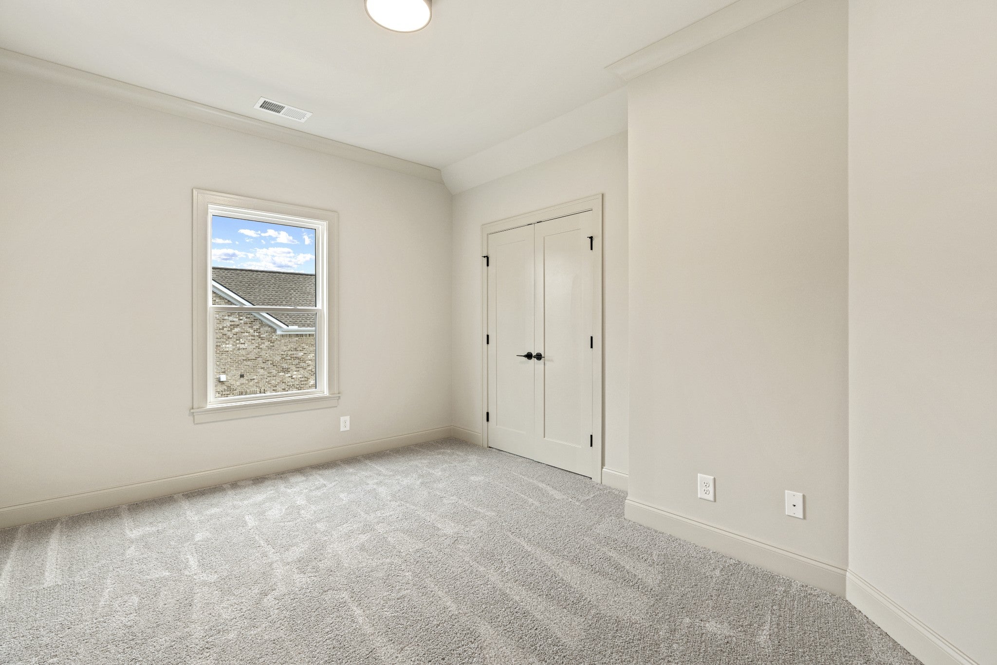 Murfreesboro, Tennessee, 37130, United States, 5 Bedrooms Bedrooms, ,5 BathroomsBathrooms,Residential,Active,2007162