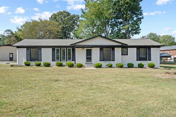 301 MILLS DR, CLARKSVILLE, TN 37042 - Image 1