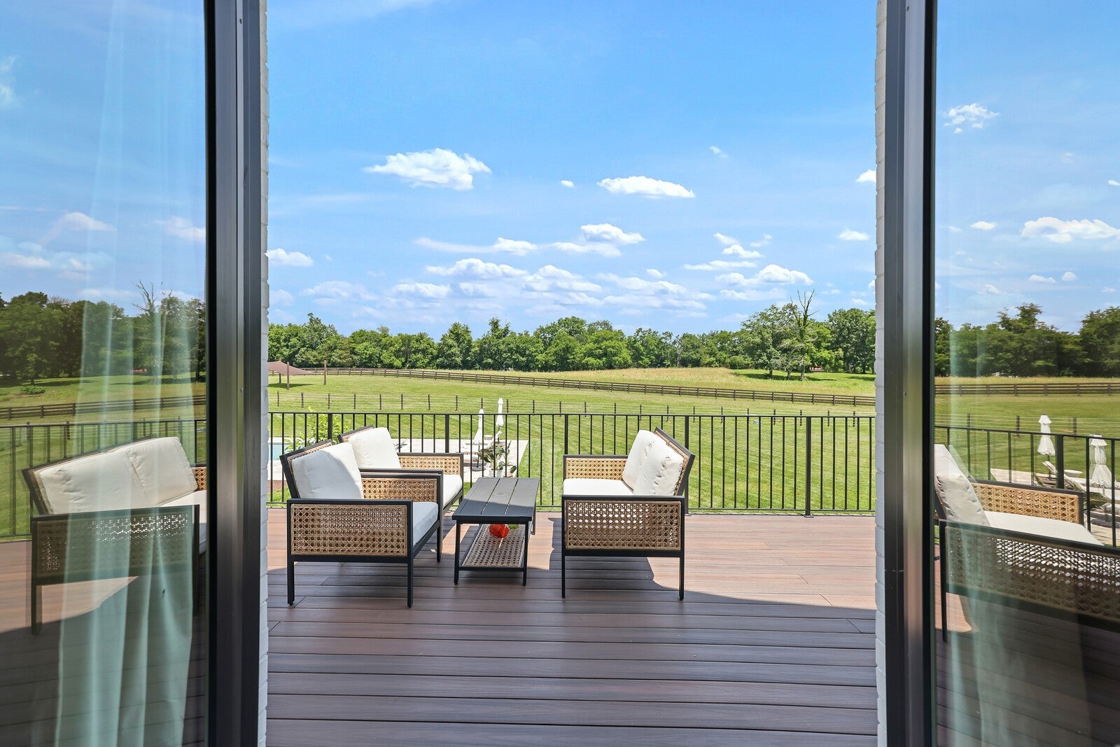 Franklin, Tennessee, 37067, United States, 5 Bedrooms Bedrooms, ,6 BathroomsBathrooms,Residential,Active,2009381