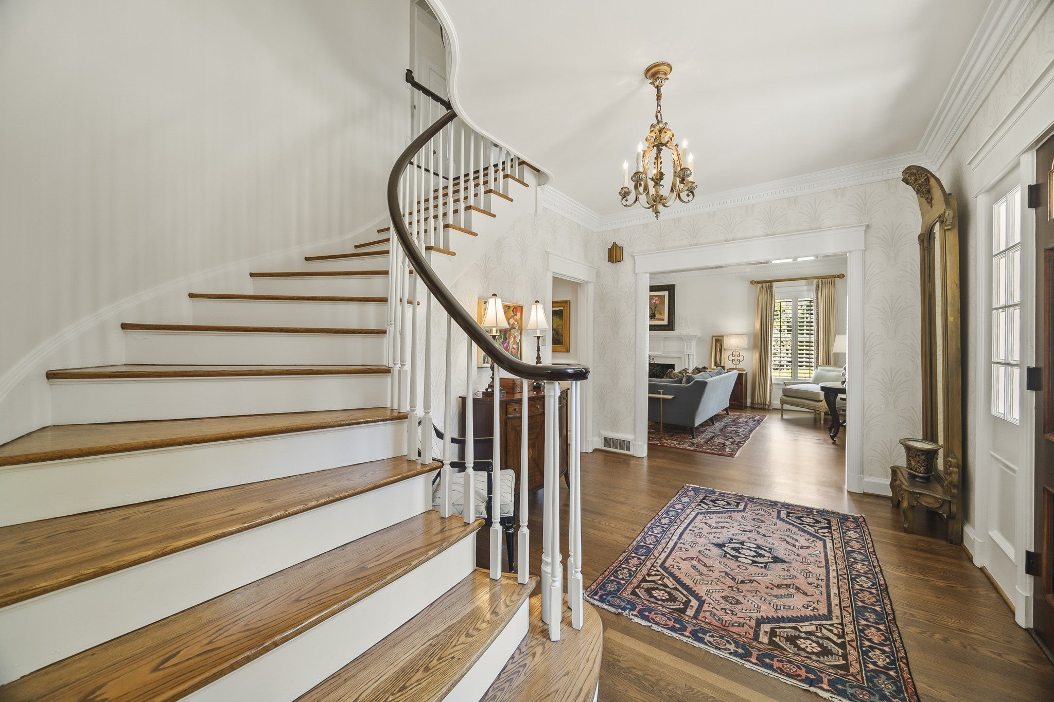 Columbia, Tennessee, 38401, United States, 4 Bedrooms Bedrooms, ,6 BathroomsBathrooms,Residential,Active,1944070