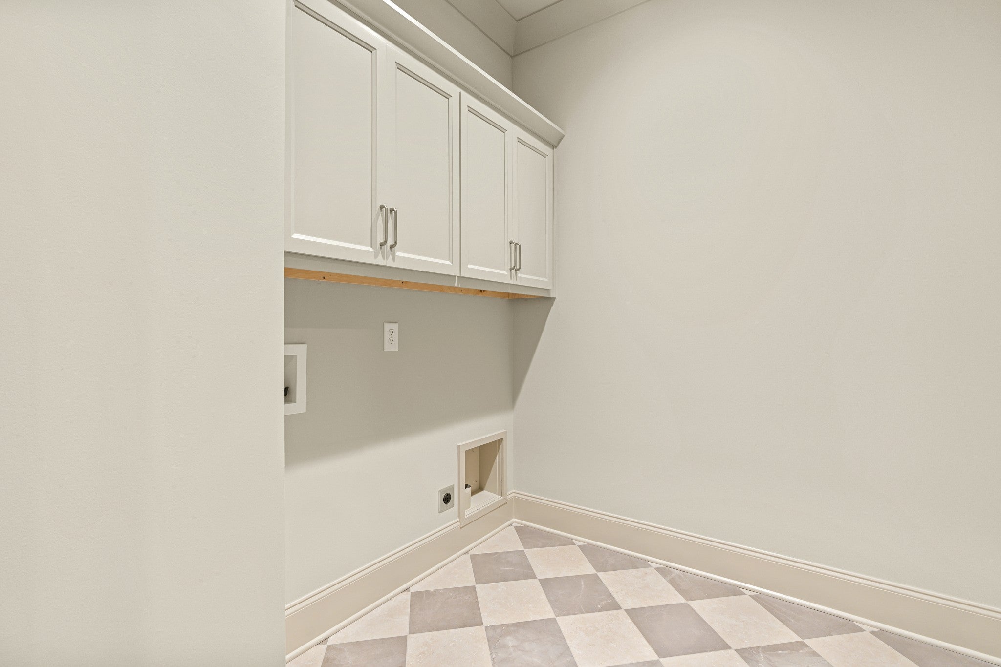 Murfreesboro, Tennessee, 37130, United States, 5 Bedrooms Bedrooms, ,5 BathroomsBathrooms,Residential,Active,2007162