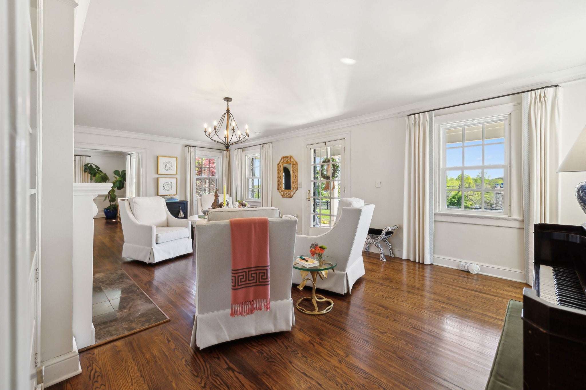 Hendersonville, Tennessee, 37075, United States, 4 Bedrooms Bedrooms, ,4 BathroomsBathrooms,Residential,Active,1889035