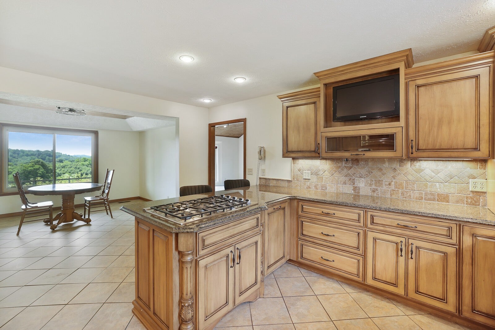 Goodlettsville, Tennessee, 37072, United States, 4 Bedrooms Bedrooms, ,4 BathroomsBathrooms,Residential,Active,1853351