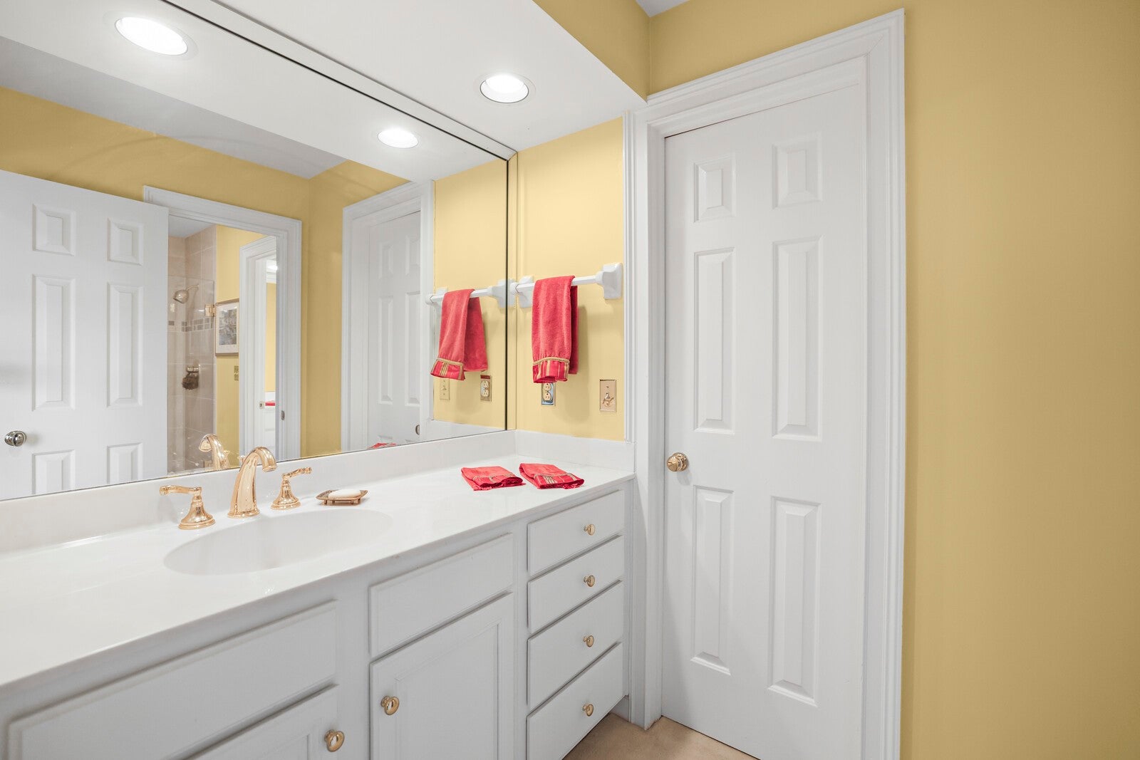 Brentwood, Tennessee, 37027, United States, 4 Bedrooms Bedrooms, ,4 BathroomsBathrooms,Residential,Active,2011457