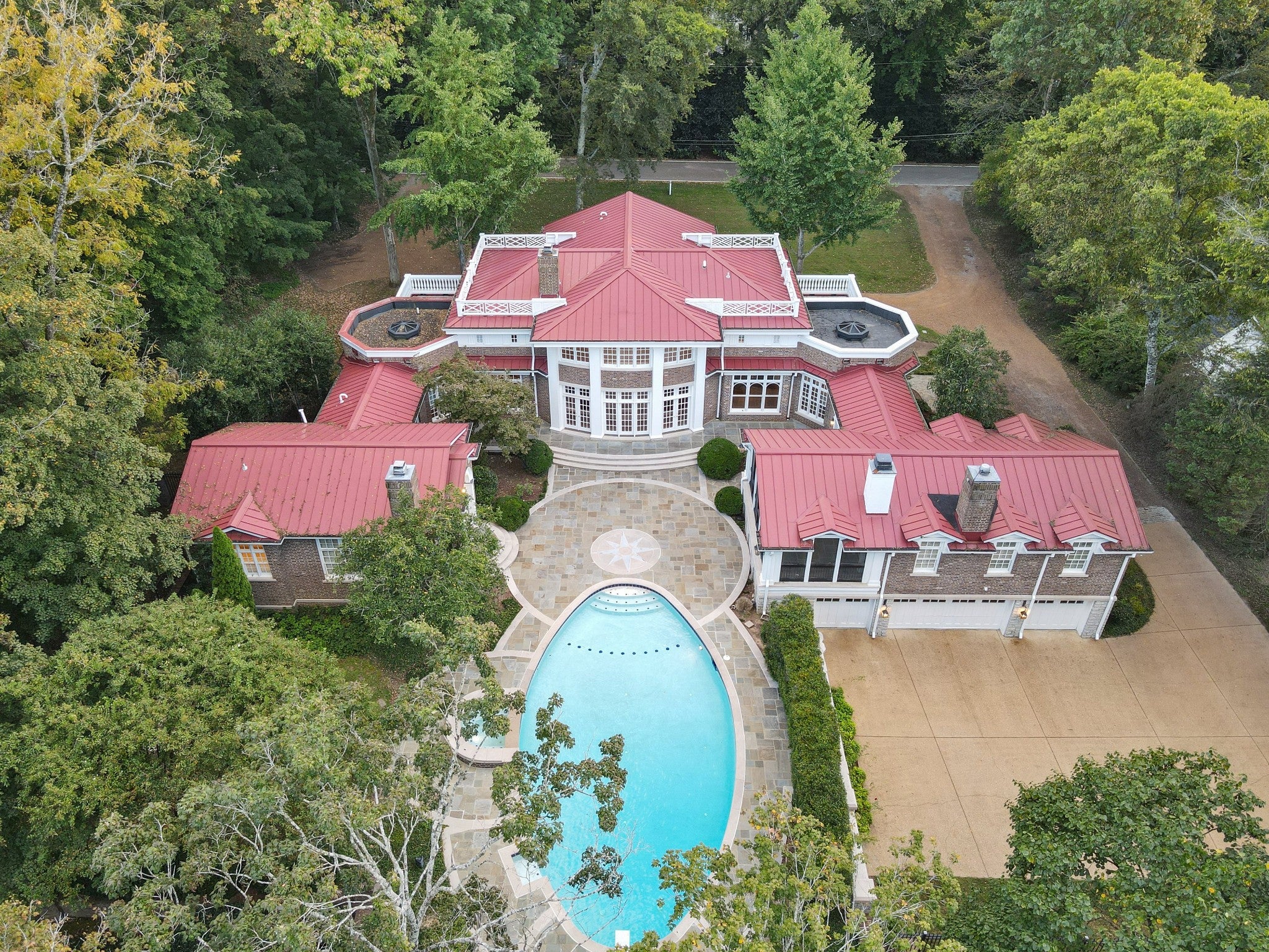 Nashville, Tennessee, 37205, United States, 5 Bedrooms Bedrooms, ,7 BathroomsBathrooms,Residential,Active,1965991