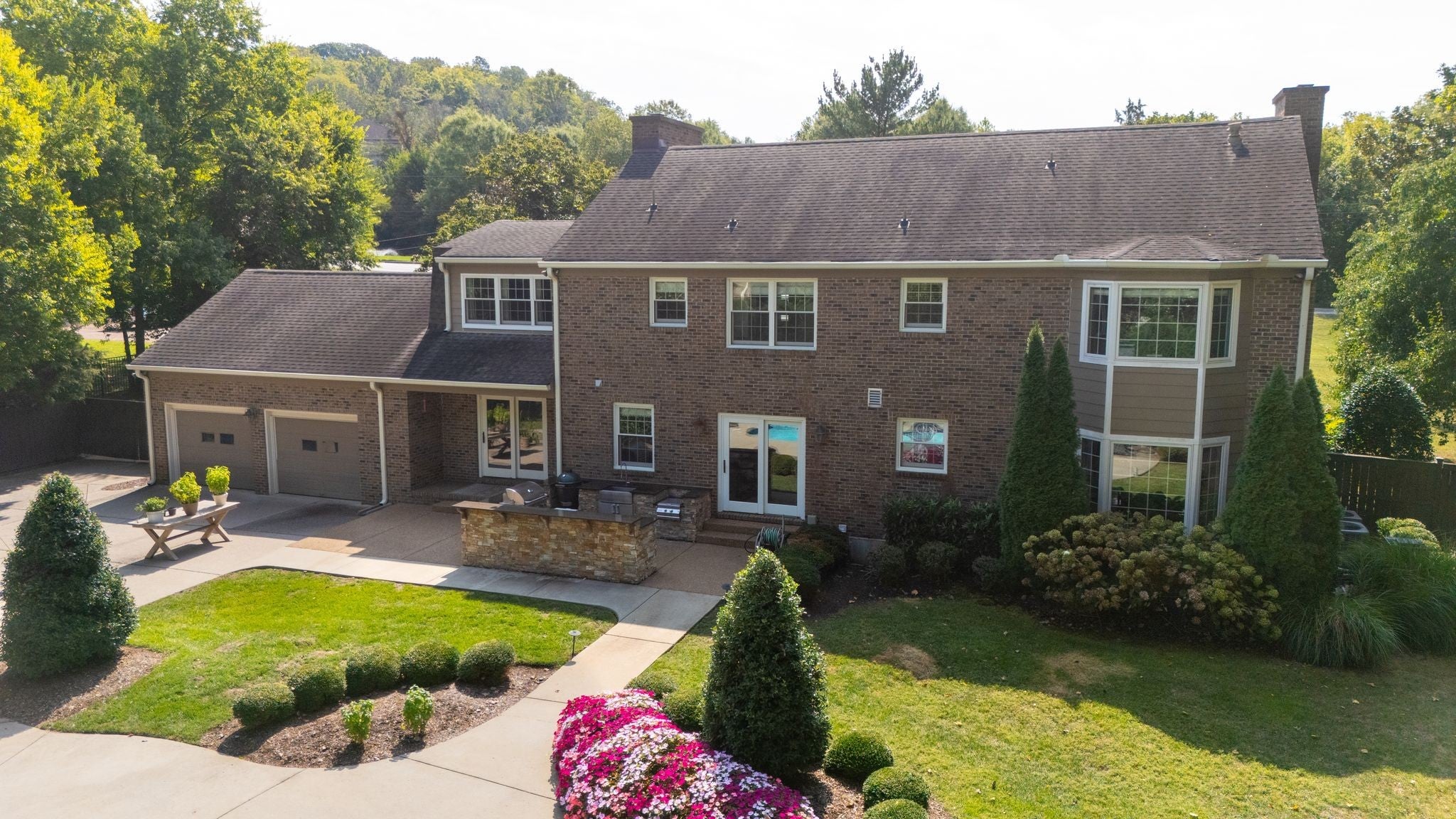 Nashville, Tennessee, 37221, United States, 4 Bedrooms Bedrooms, ,3 BathroomsBathrooms,Residential,Active,1967104