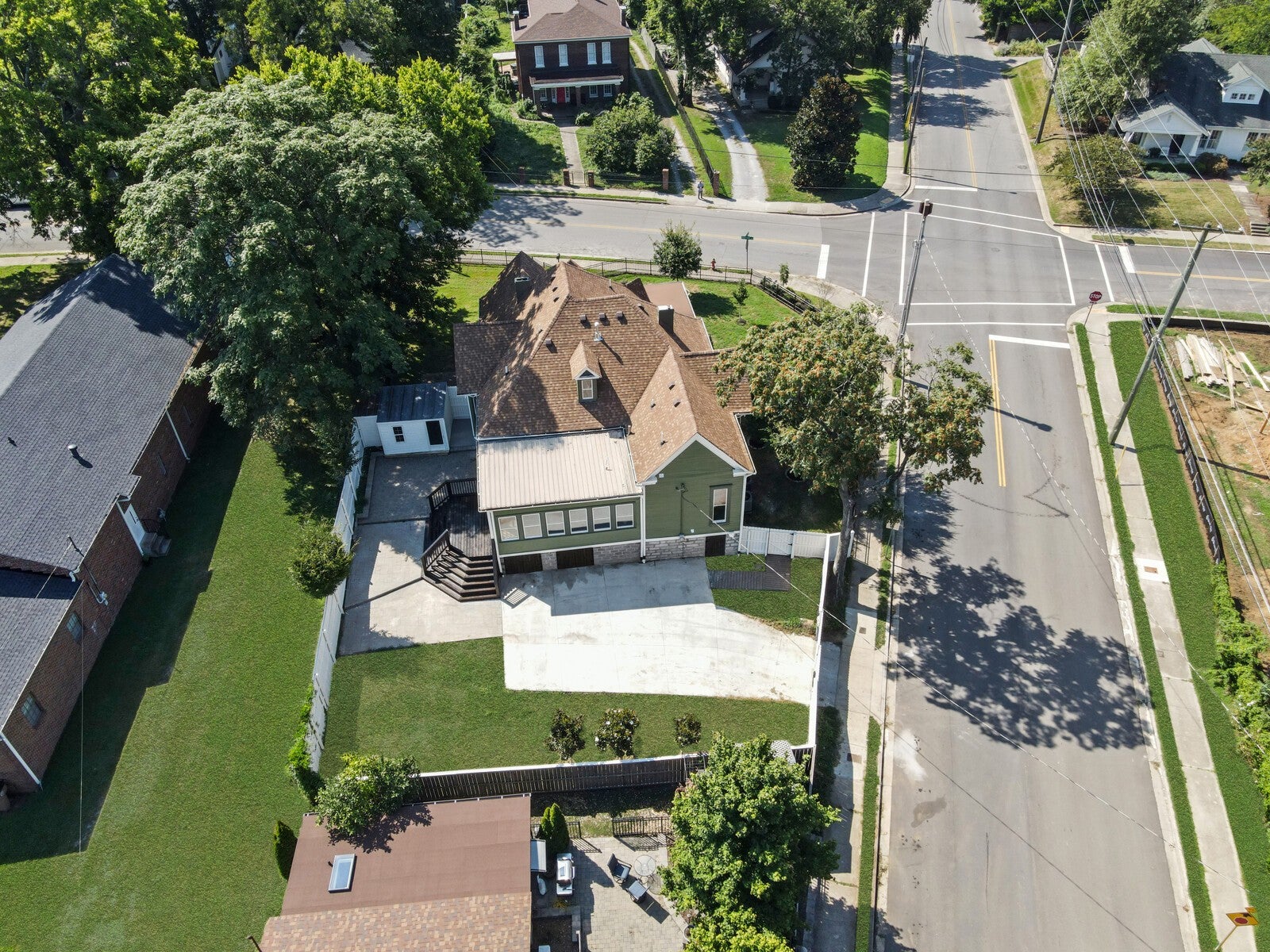 Nashville, Tennessee, 37204, United States, 4 Bedrooms Bedrooms, ,4 BathroomsBathrooms,Residential,Active,1922332