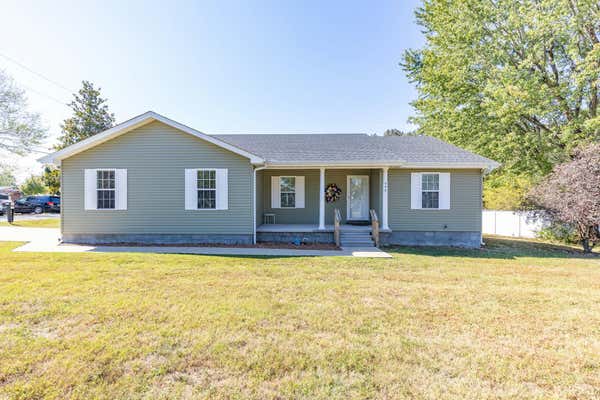 502 W 3RD AVE, HOHENWALD, TN 38462 - Image 1