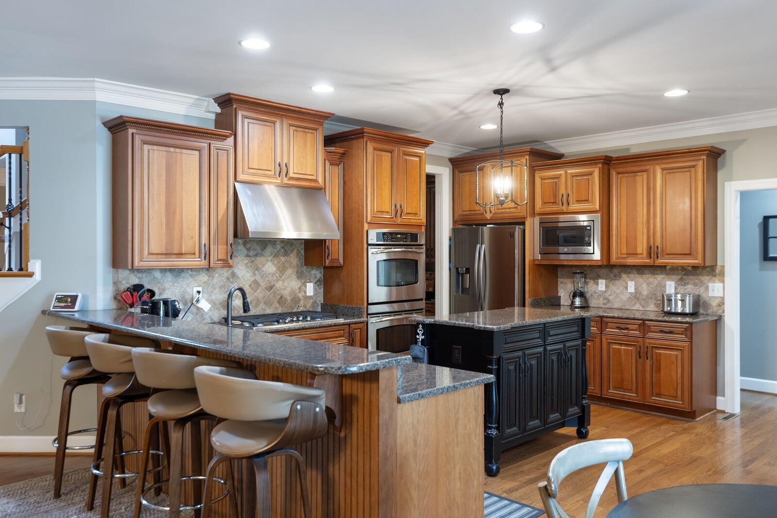 Brentwood, Tennessee, 37027, United States, 5 Bedrooms Bedrooms, ,4 BathroomsBathrooms,Residential,Active,2006880