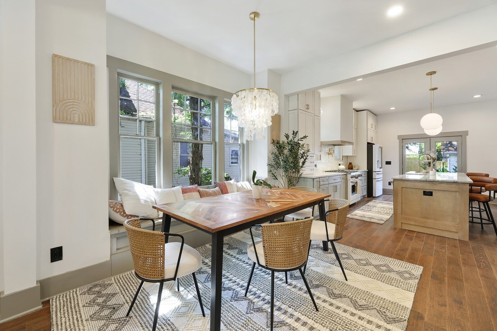 Nashville, Tennessee, 37206, United States, 4 Bedrooms Bedrooms, ,4 BathroomsBathrooms,Residential,Active,1953279