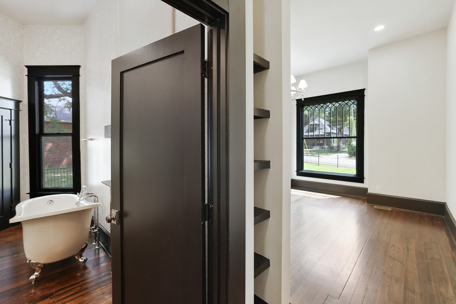 Nashville, Tennessee, 37204, United States, 4 Bedrooms Bedrooms, ,4 BathroomsBathrooms,Residential,Active,1922332