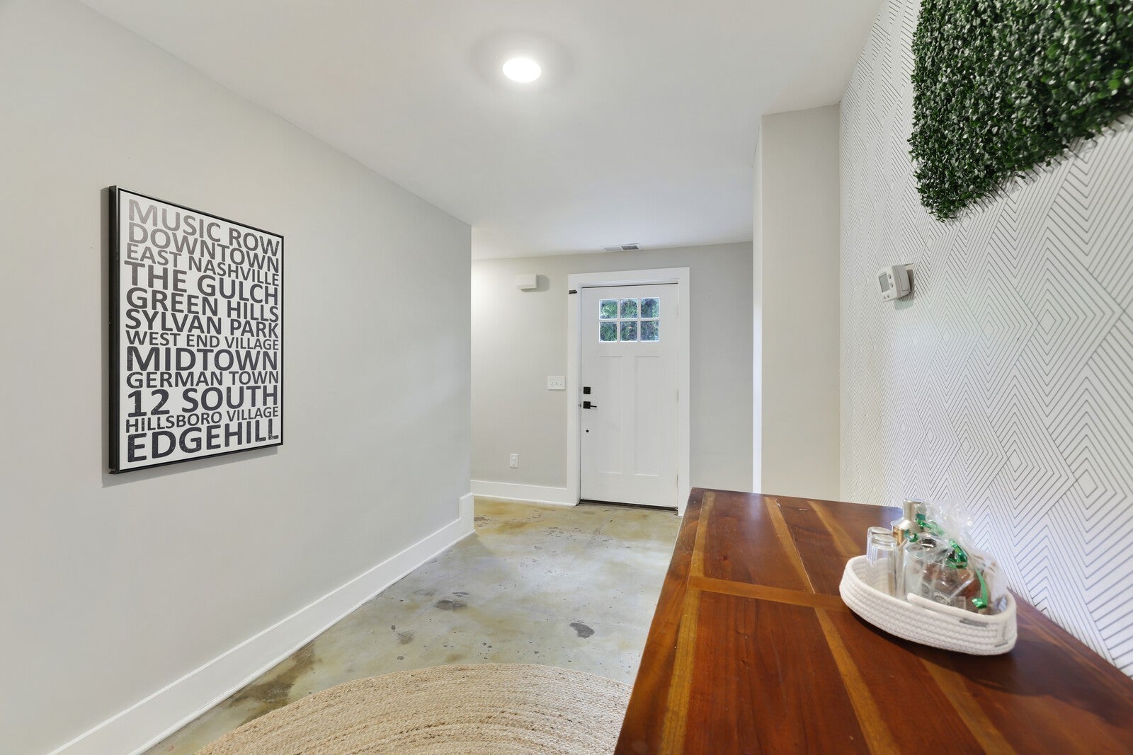 Nashville, Tennessee, 37206, United States, 4 Bedrooms Bedrooms, ,4 BathroomsBathrooms,Residential,Active,2007628