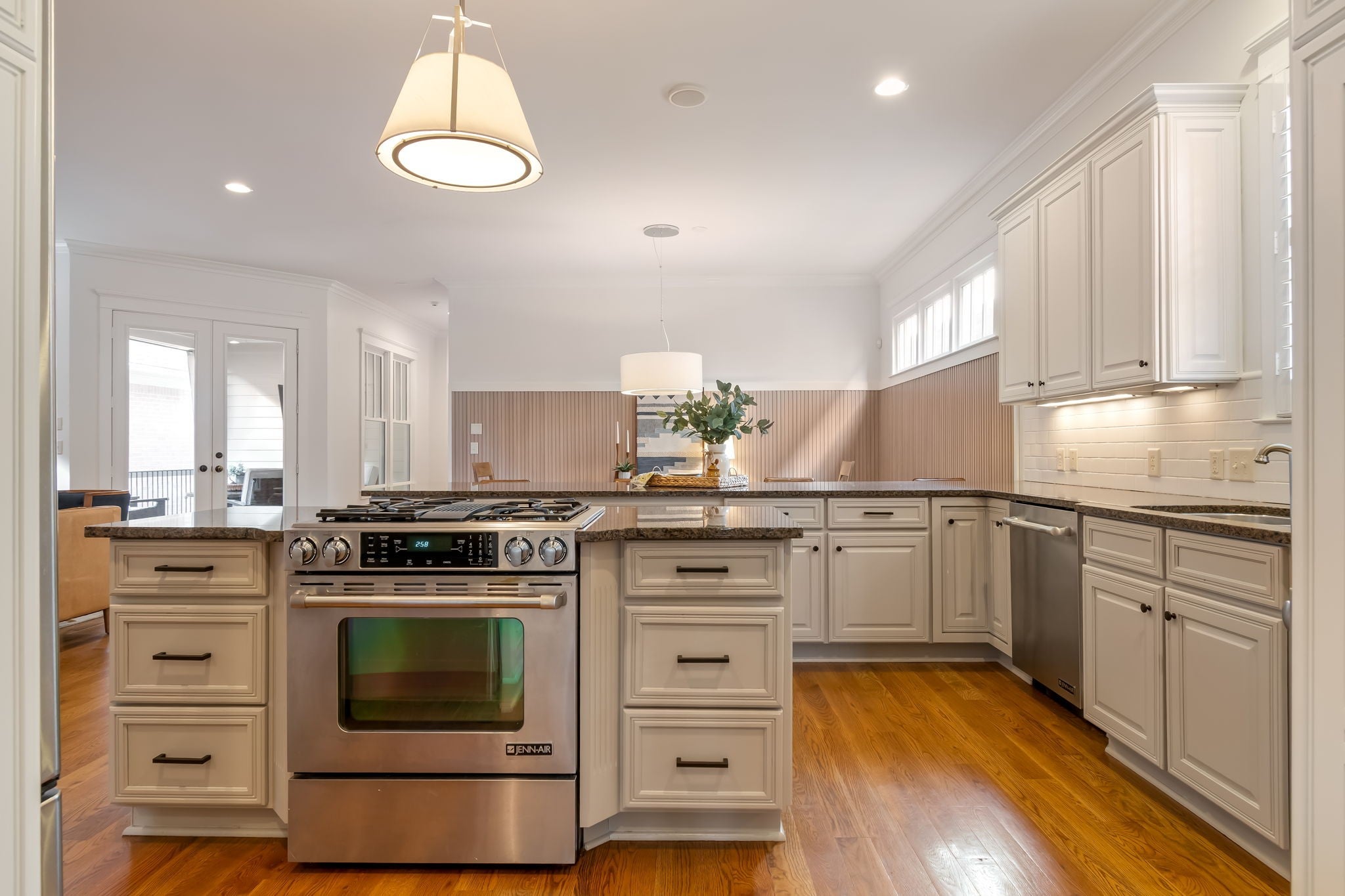 Thompsons Station, Tennessee, 37179, United States, 5 Bedrooms Bedrooms, ,5 BathroomsBathrooms,Residential,Active,2028176
