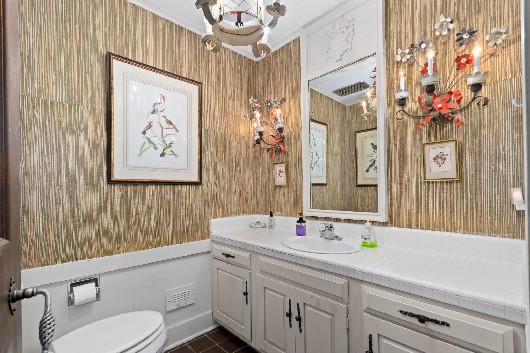 Cadiz, Kentucky, 42211, United States, 8 Bedrooms Bedrooms, ,9 BathroomsBathrooms,Residential,Active,1764487