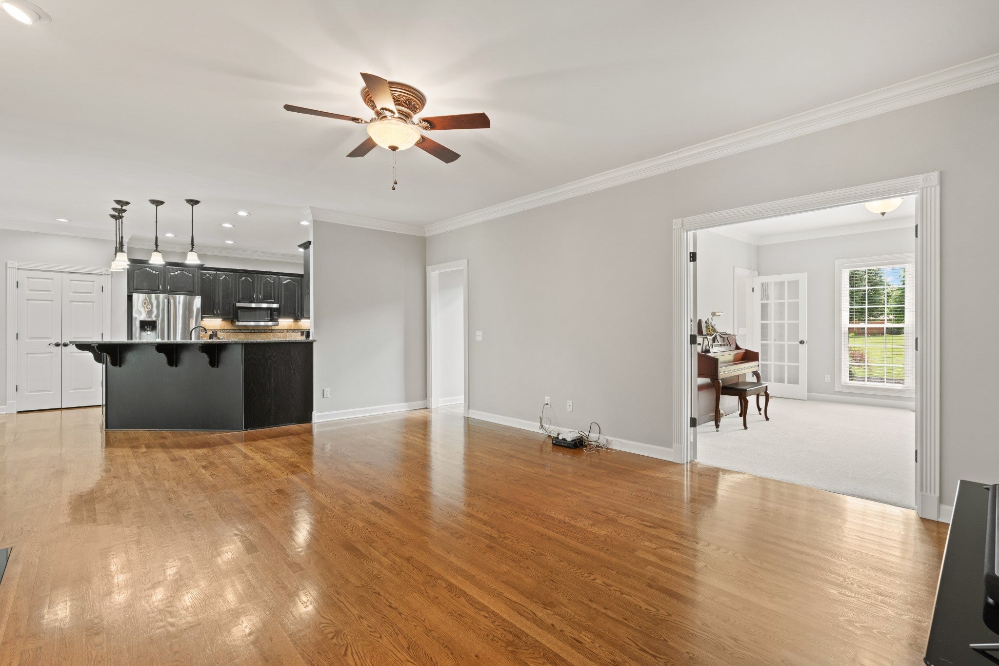 Gallatin, Tennessee, 37066, United States, 4 Bedrooms Bedrooms, ,5 BathroomsBathrooms,Residential,Active,1834473
