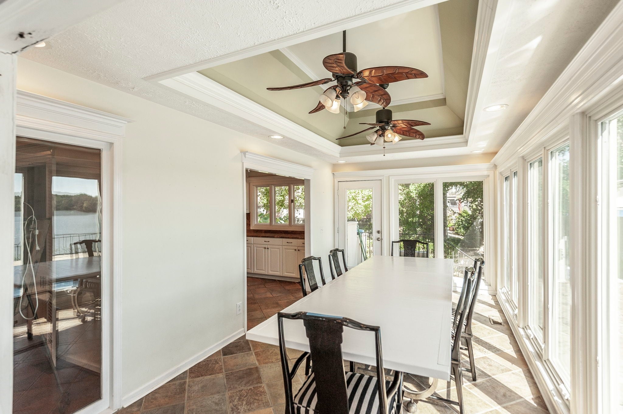 Hendersonville, Tennessee, 37075, United States, 4 Bedrooms Bedrooms, ,4 BathroomsBathrooms,Residential,Active,1959950