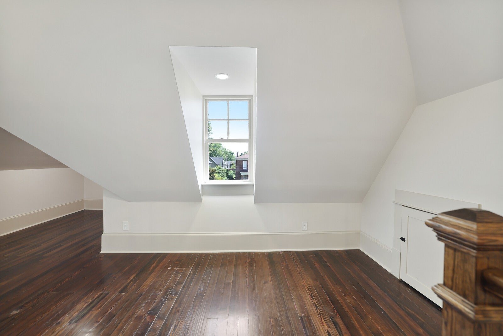 Nashville, Tennessee, 37204, United States, 4 Bedrooms Bedrooms, ,4 BathroomsBathrooms,Residential,Active,1922332