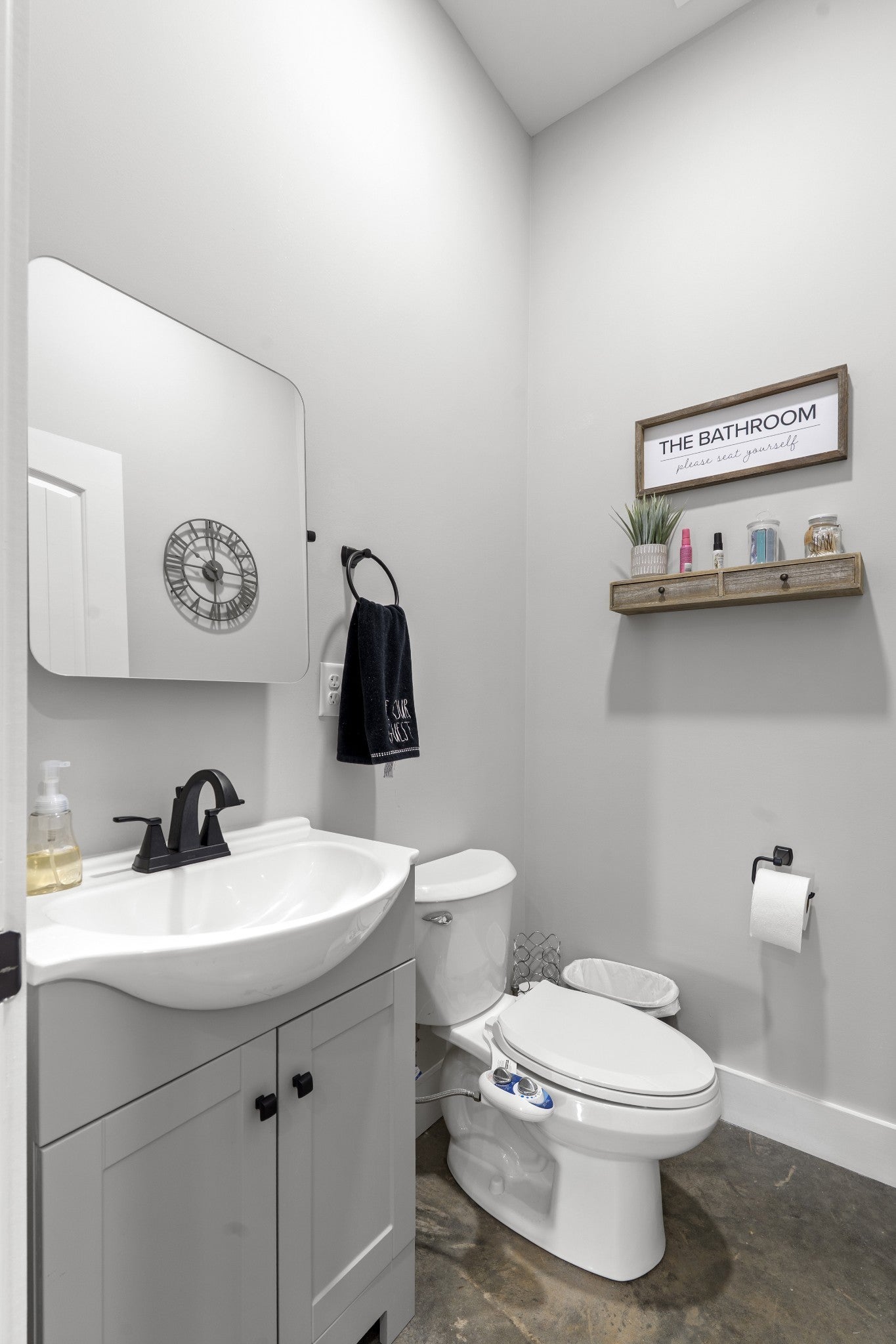 Centerville, Tennessee, 37033, United States, 3 Bedrooms Bedrooms, ,3 BathroomsBathrooms,Residential,Active,2007309