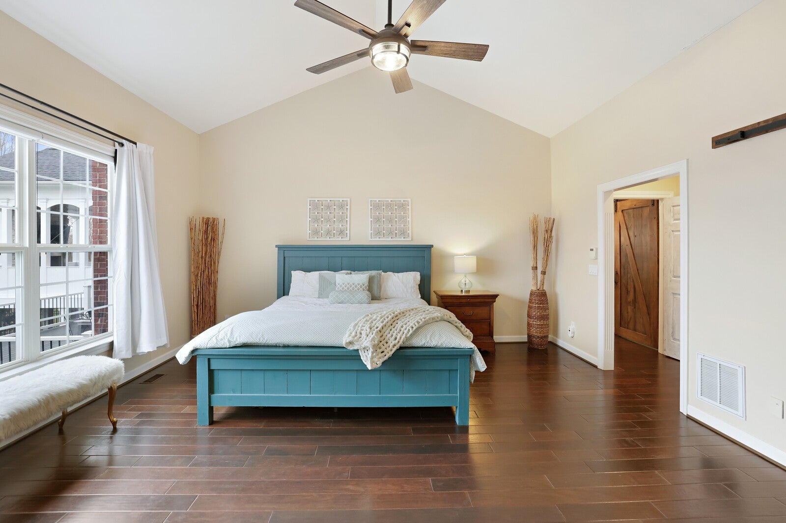 Brentwood, Tennessee, 37027, United States, 4 Bedrooms Bedrooms, ,5 BathroomsBathrooms,Residential,Active,2023870