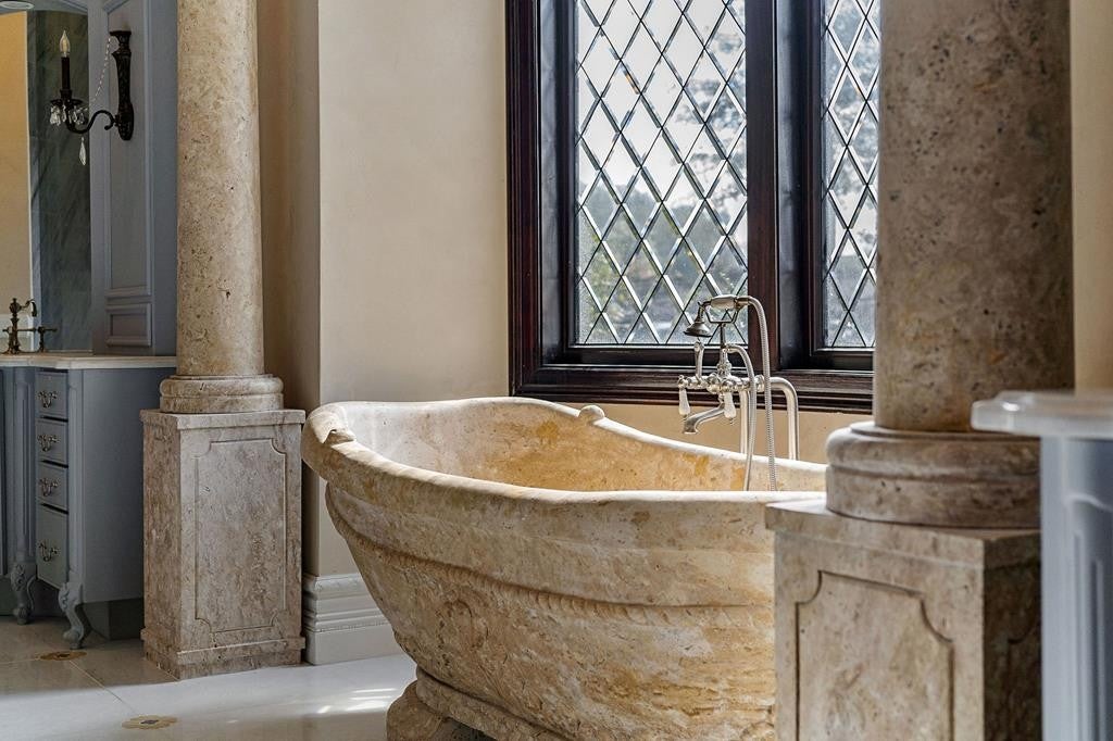 Smithville, Tennessee, 37166, United States, ,7 BathroomsBathrooms,Residential,Active,1769789