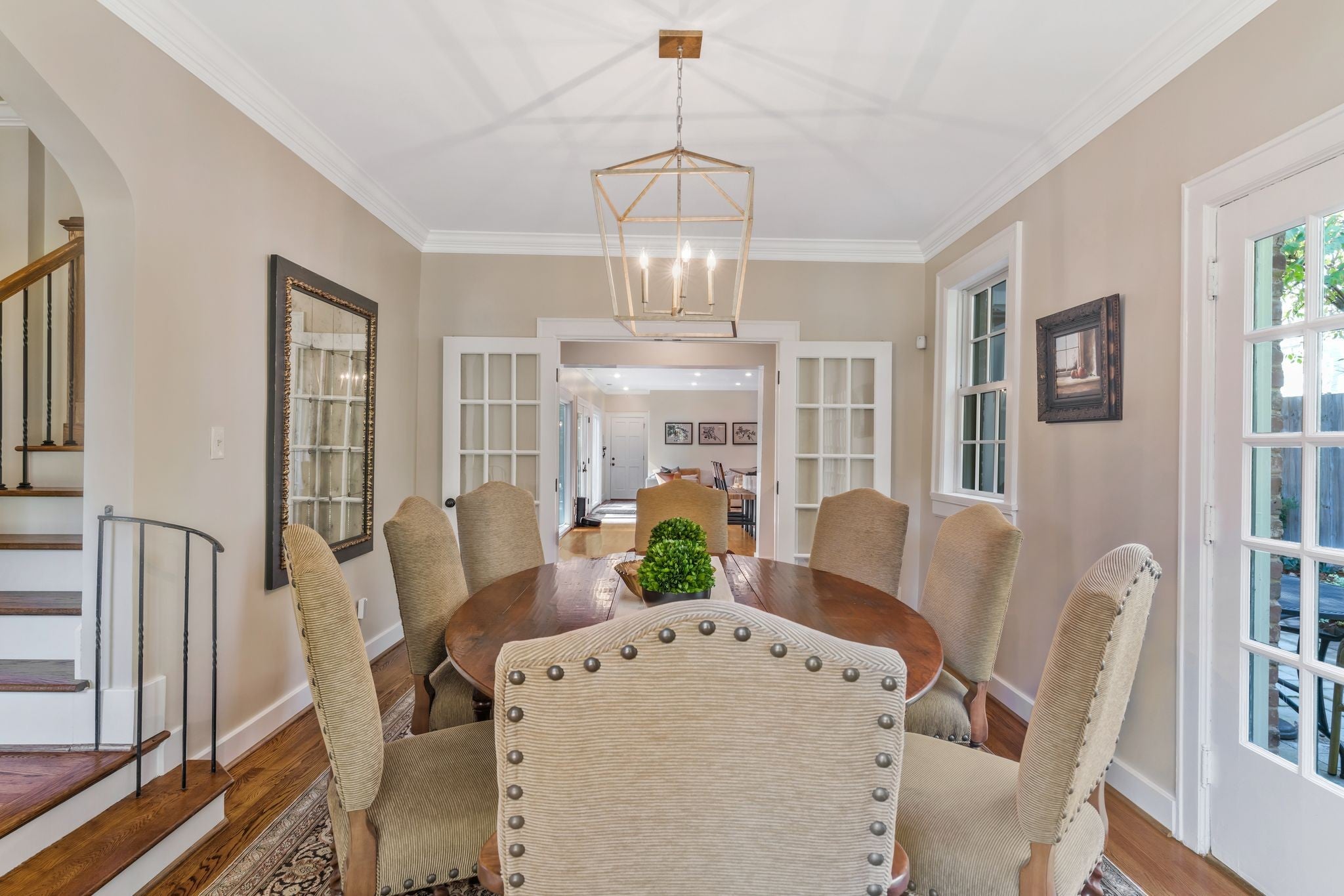 Nashville, Tennessee, 37215, United States, 4 Bedrooms Bedrooms, ,5 BathroomsBathrooms,Residential,Active,1988489