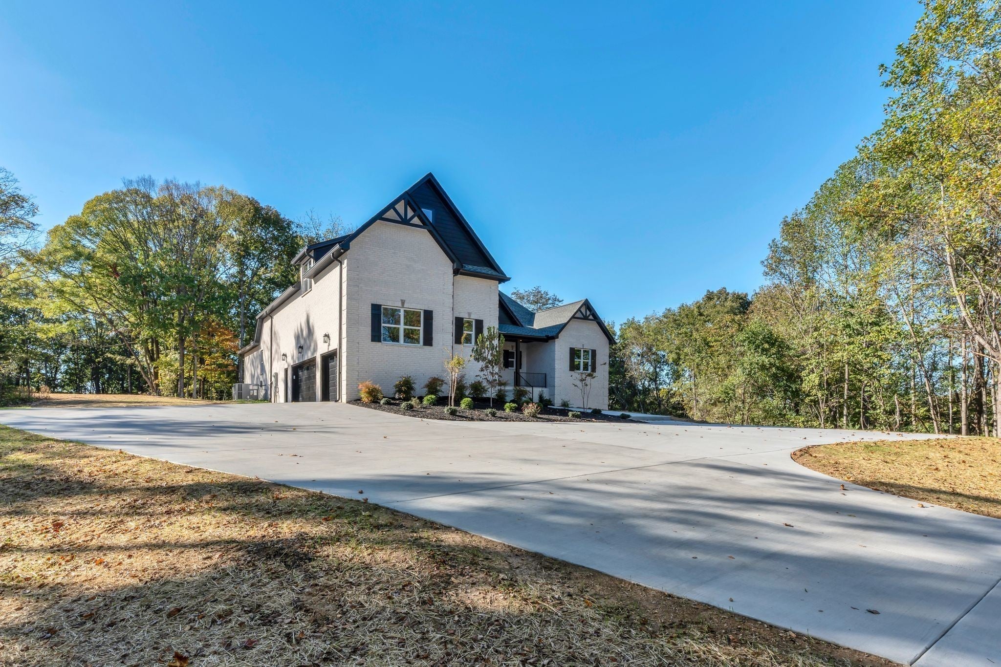 Hendersonville, Tennessee, 37075, United States, 4 Bedrooms Bedrooms, ,4 BathroomsBathrooms,Residential,Active,2011440