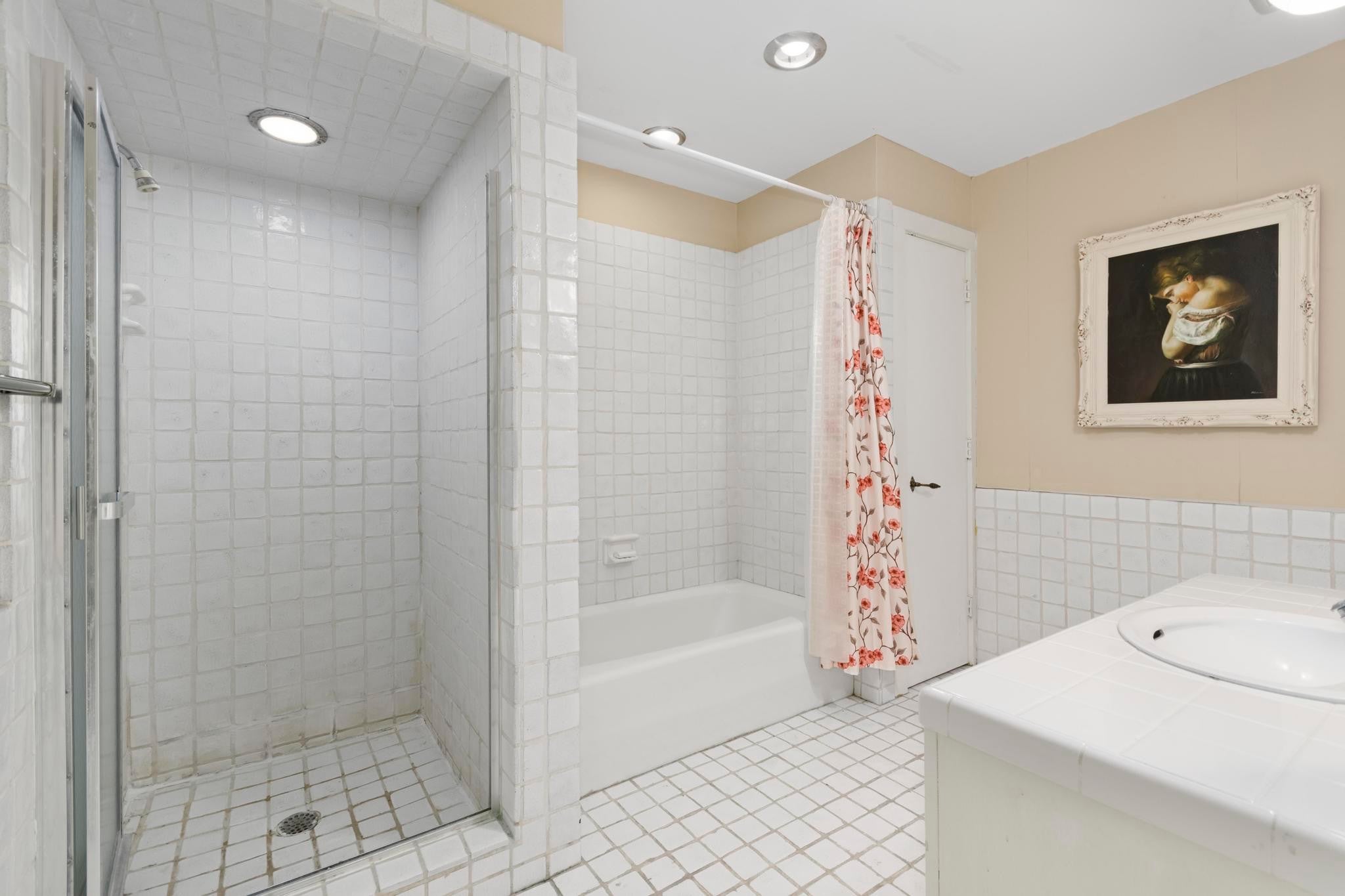 Cadiz, Kentucky, 42211, United States, 8 Bedrooms Bedrooms, ,9 BathroomsBathrooms,Residential,Active,1764487