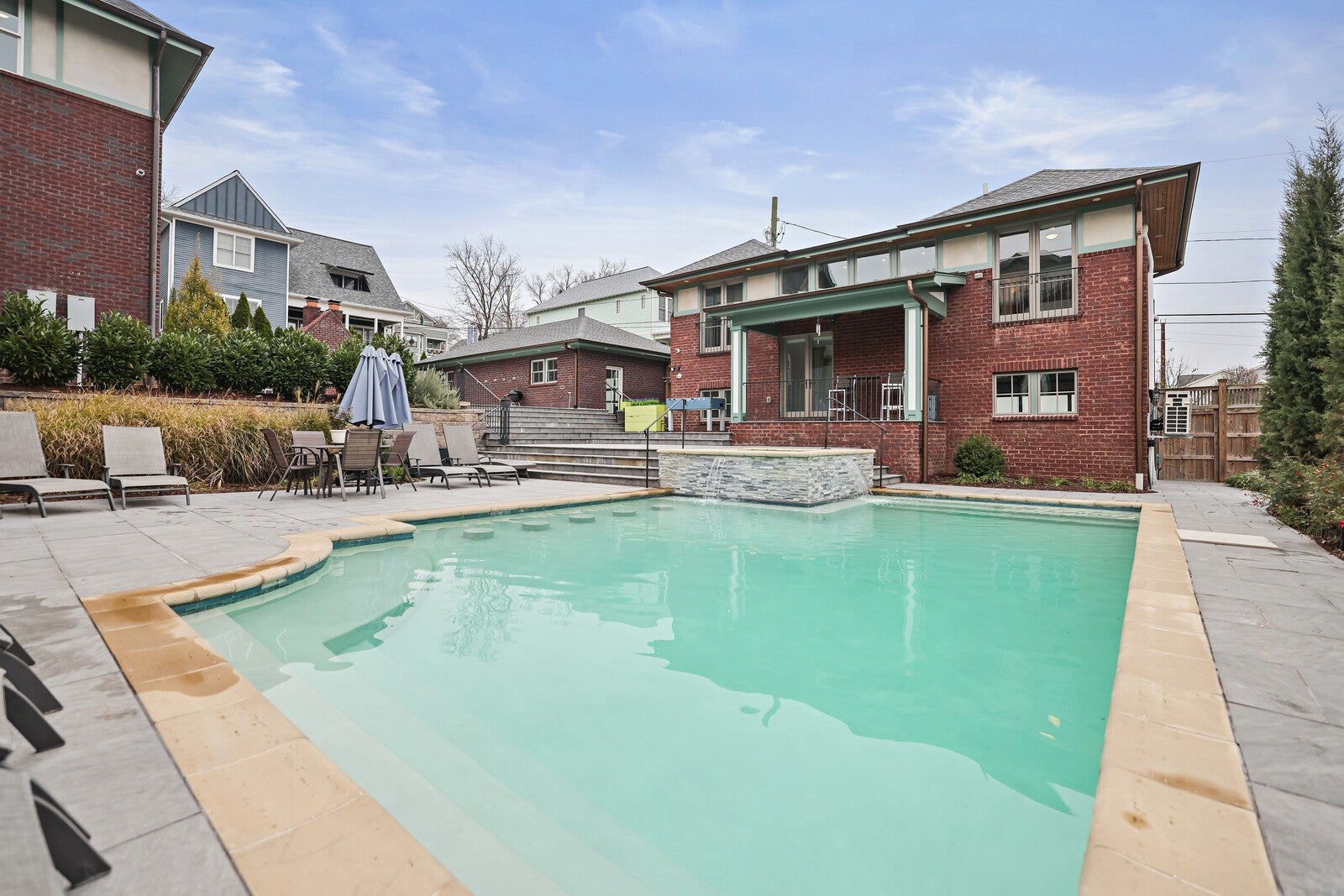 Nashville, Tennessee, 37206, United States, 7 Bedrooms Bedrooms, ,8 BathroomsBathrooms,Residential,Active,2006799