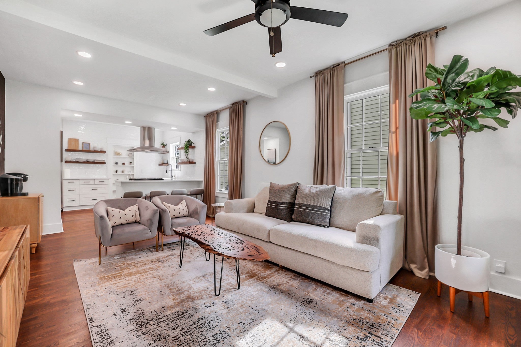 Nashville, Tennessee, 37206, United States, 3 Bedrooms Bedrooms, ,2 BathroomsBathrooms,Residential,Active,1912805