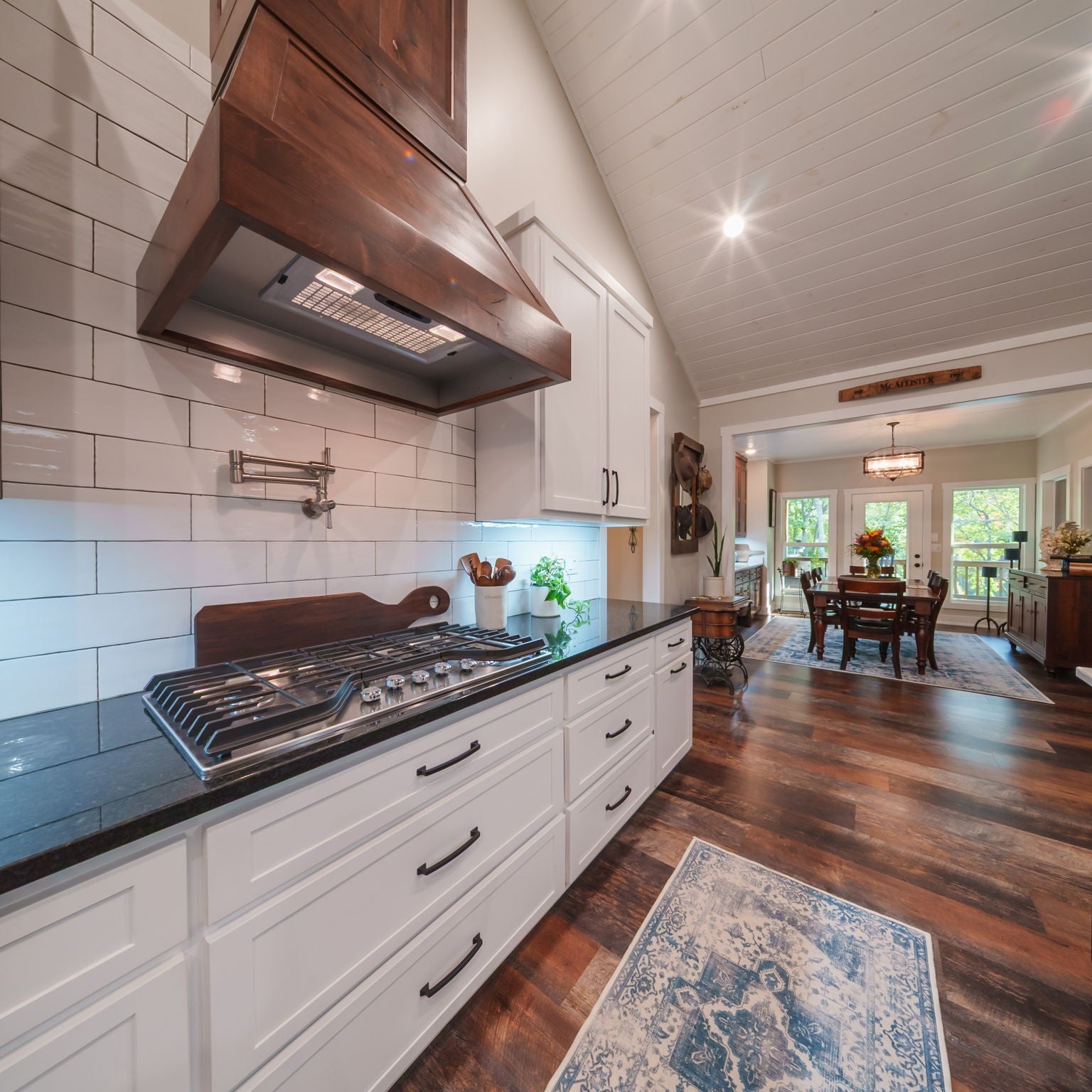 Altamont, Tennessee, 37301, United States, 4 Bedrooms Bedrooms, ,5 BathroomsBathrooms,Residential,Active,1967131