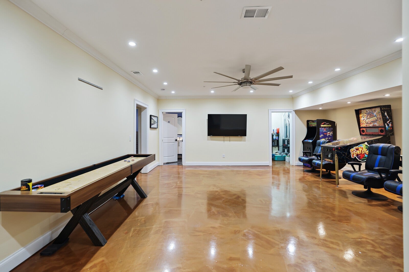 Nashville, Tennessee, 37206, United States, 7 Bedrooms Bedrooms, ,8 BathroomsBathrooms,Residential,Active,2006799