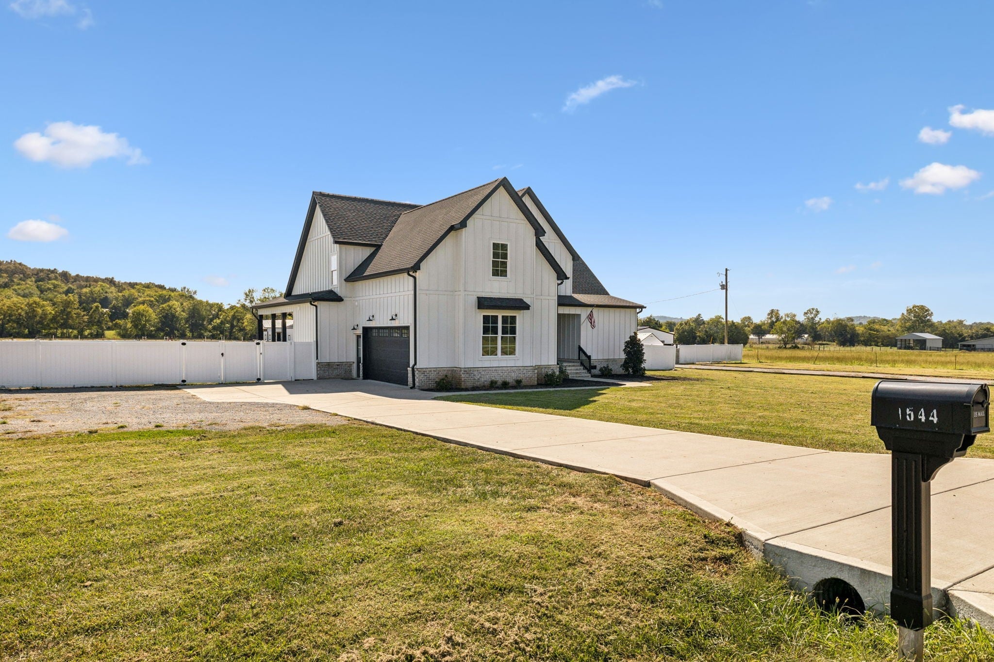 Lebanon, Tennessee, 37090, United States, 3 Bedrooms Bedrooms, ,4 BathroomsBathrooms,Residential,Active,2006888