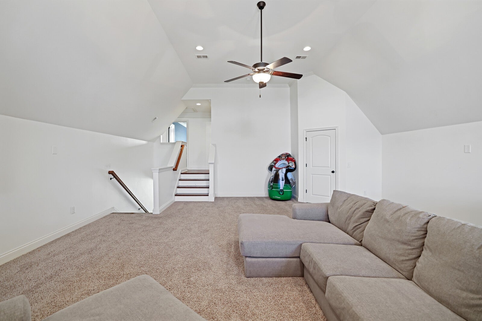 Lebanon, Tennessee, 37087, United States, 4 Bedrooms Bedrooms, ,4 BathroomsBathrooms,Residential,Active,1994975